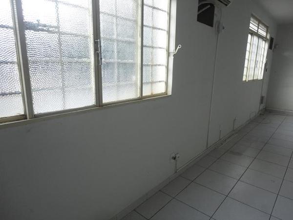 Sala, Funcionários