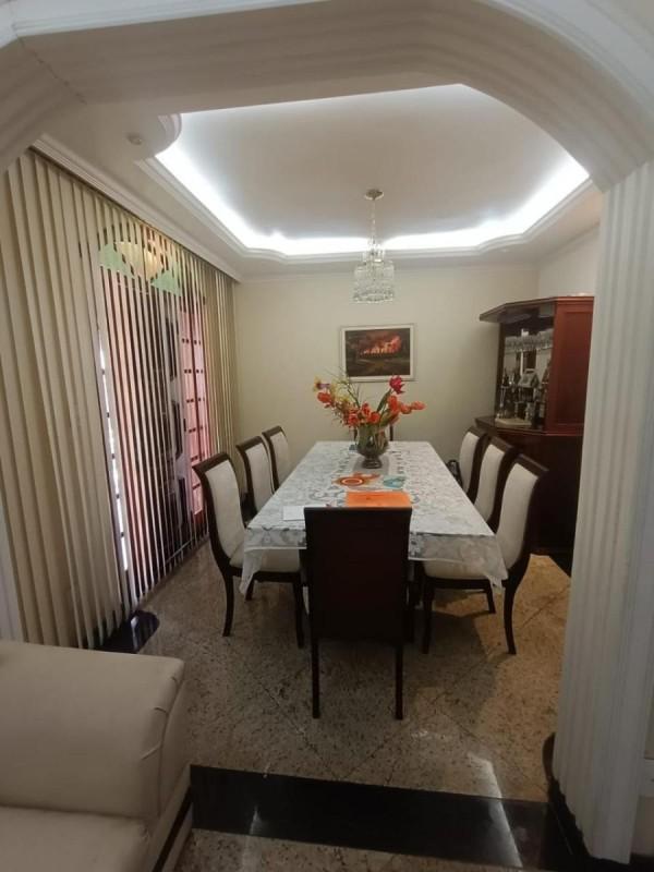 Casa, Piratininga (venda Nova), 6 Quartos, 4 Vagas, 1 Suíte