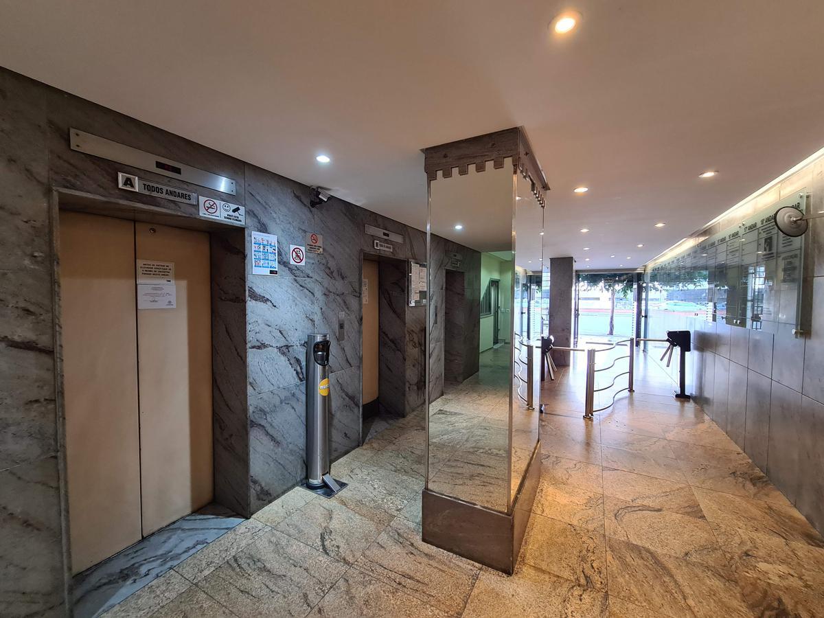 Sala, Barro Preto, 0 Quarto, 1 Vaga