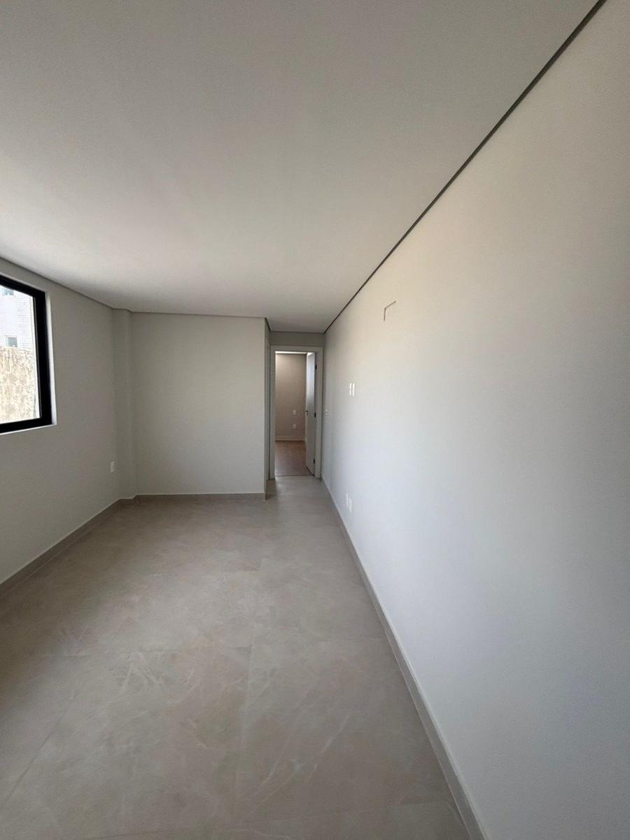 Apartamento, Sagrada Família, 1 Quarto, 1 Vaga