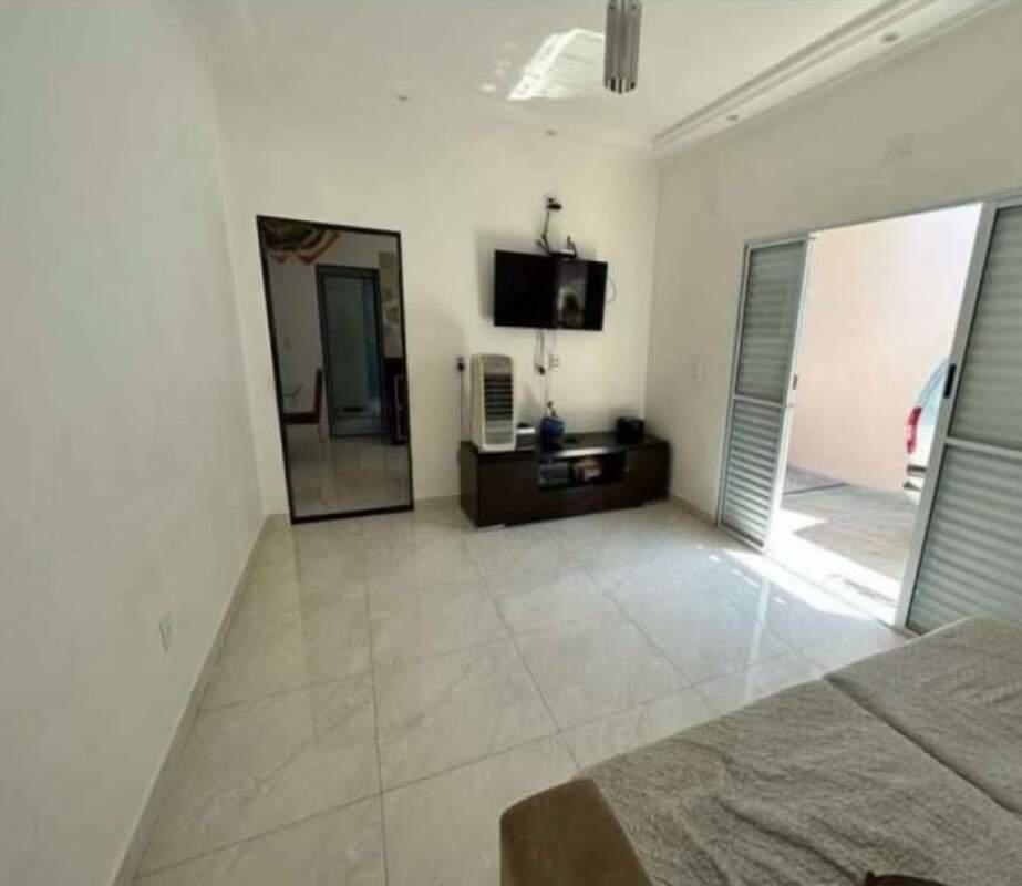 Casa, Campo Alegre, 3 Quartos, 4 Vagas, 1 Suíte