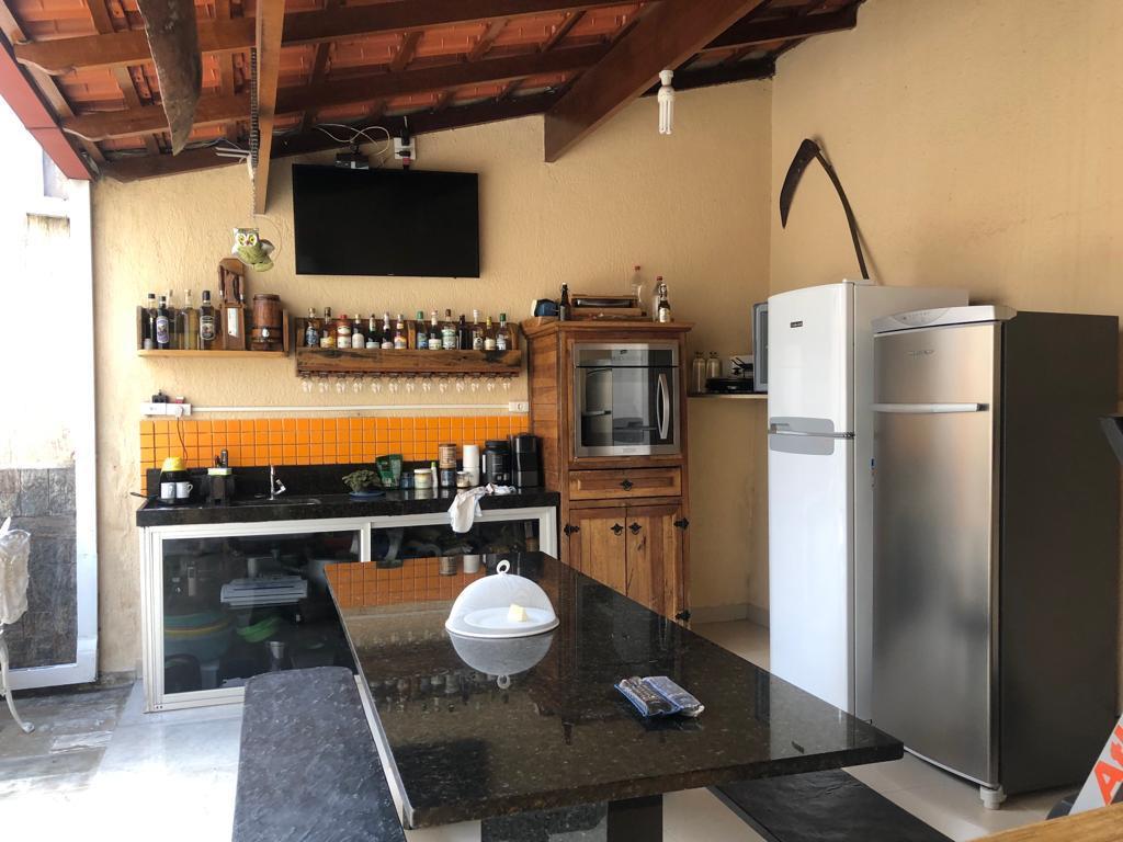 Casa, Serrano, 3 Quartos, 4 Vagas, 1 Suíte