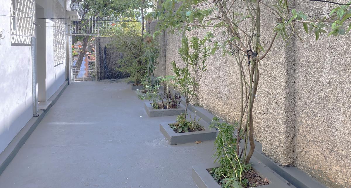 Casa, Carlos Prates, 4 Quartos, 0 Vaga, 1 Suíte