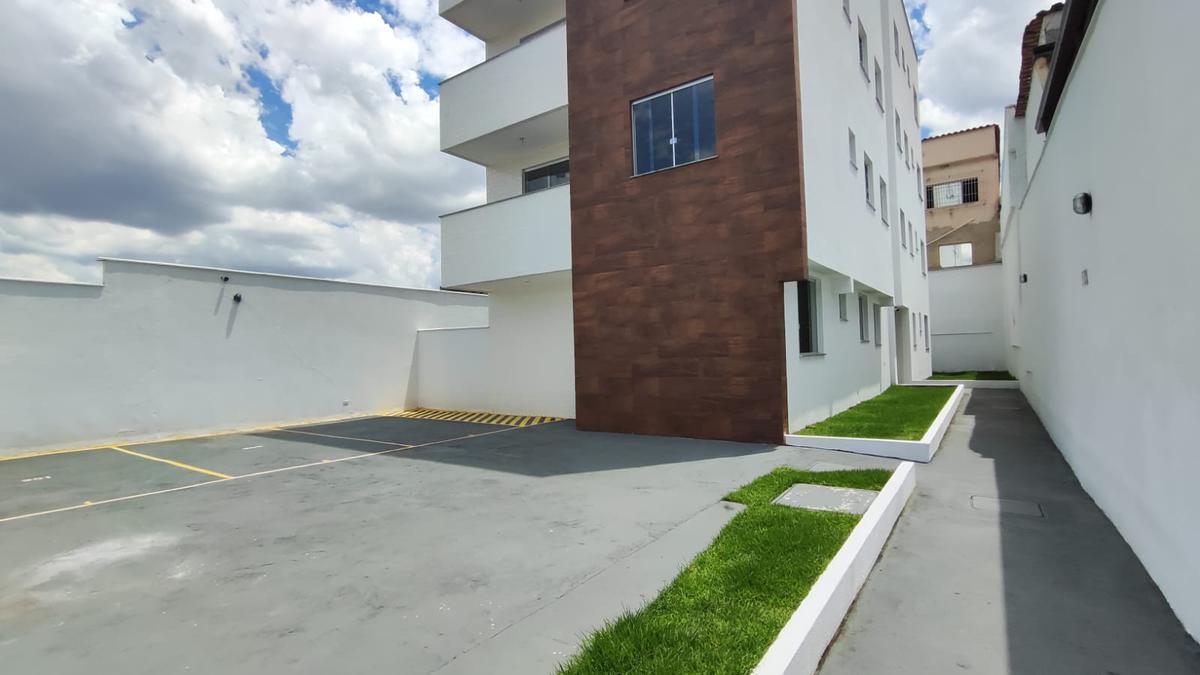 Apartamento, Coqueiros, 2 Quartos, 1 Vaga, 1 Suíte