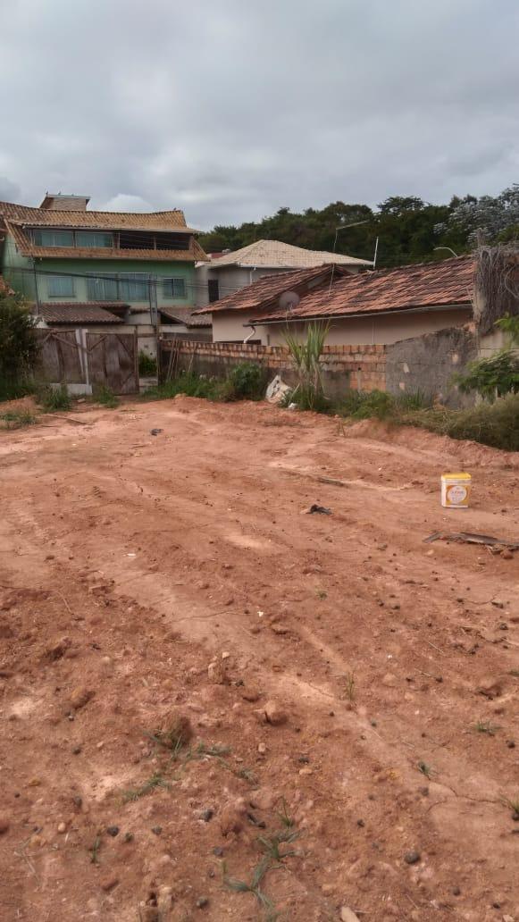 Lote, Vale das Amendoeiras, 0 Quarto, 0 Vaga