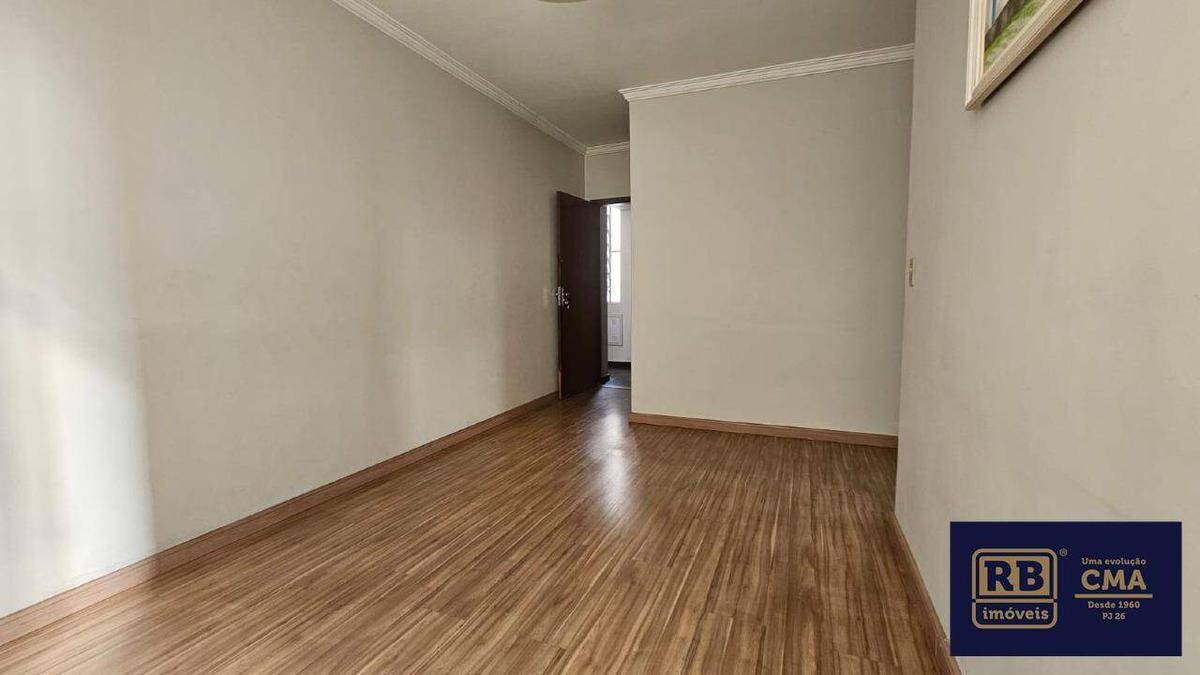 Apartamento, Sagrada Família, 2 Quartos, 1 Vaga
