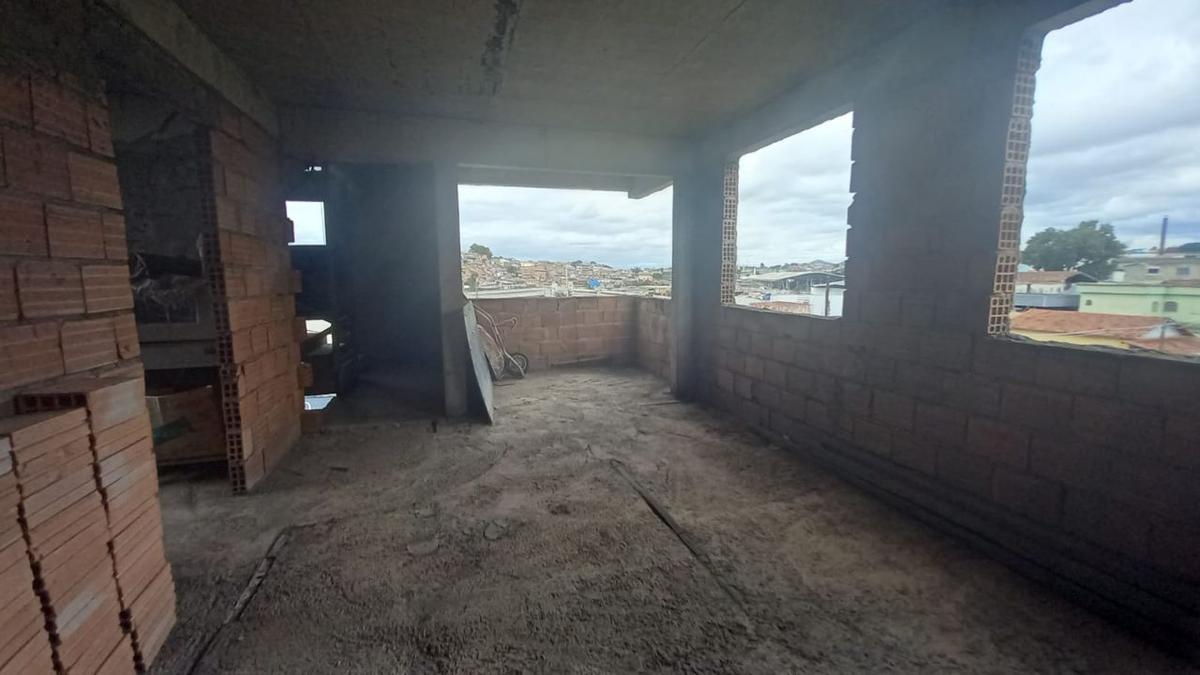 Prédio, Suzana, 3 Quartos, 2 Vagas, 1 Suíte