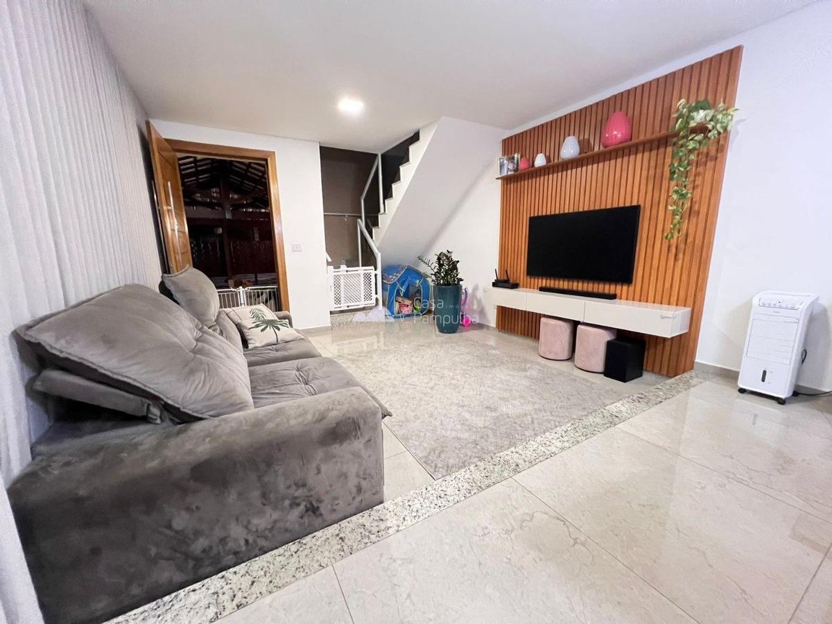 Casa, Candelária, 3 Quartos, 4 Vagas, 1 Suíte