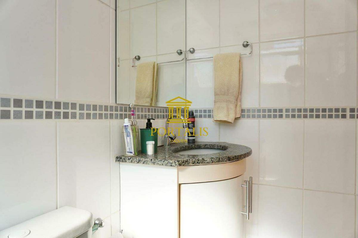 Apartamento, Sagrada Família, 3 Quartos, 1 Vaga, 1 Suíte