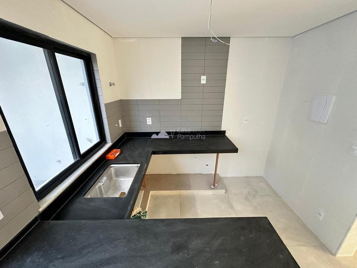 Casa, Itapoã, 3 Quartos, 2 Vagas, 1 Suíte