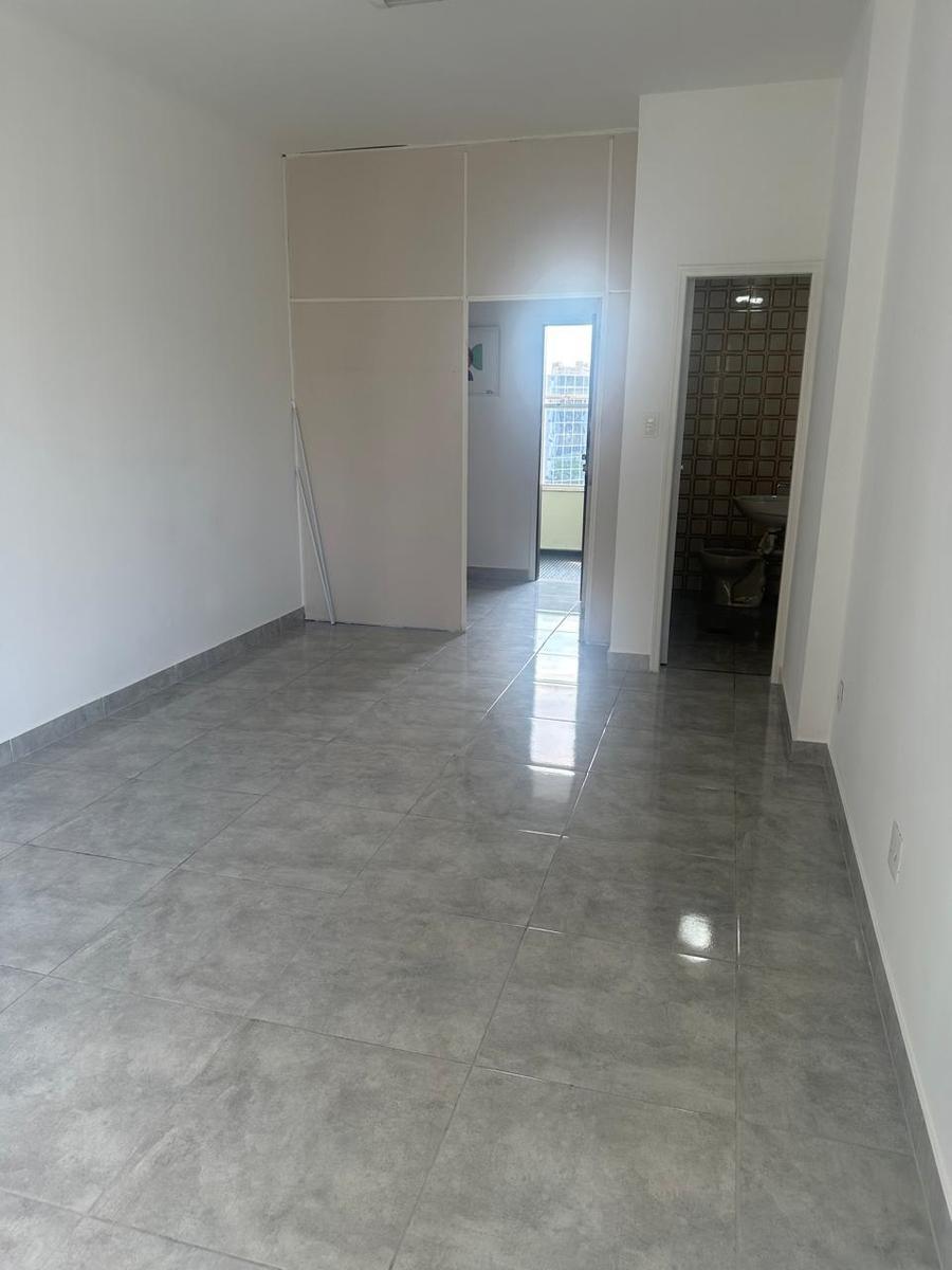 Sala, Savassi, 1 Vaga