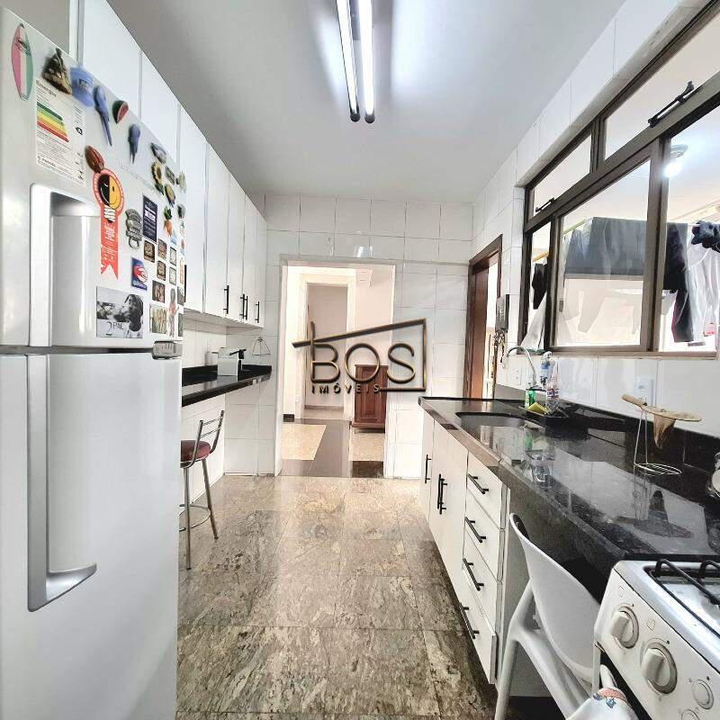 Apartamento, Luxemburgo, 4 Quartos, 3 Vagas, 1 Suíte