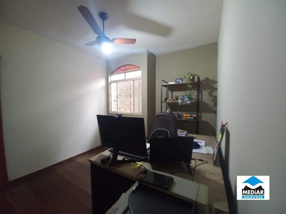 Casa, Jardim Atlântico, 4 Quartos, 2 Vagas, 1 Suíte