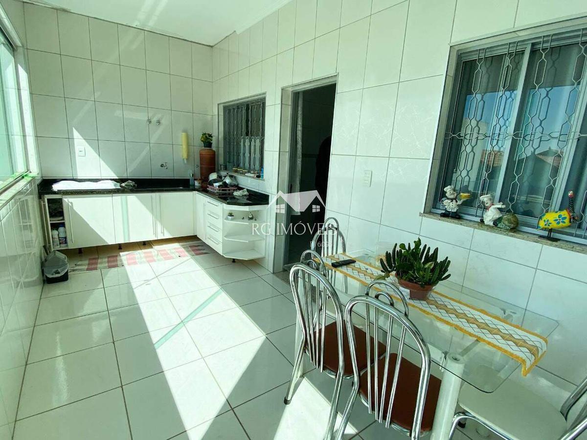 Casa, Mangueiras, 6 Quartos, 8 Vagas, 2 Suítes