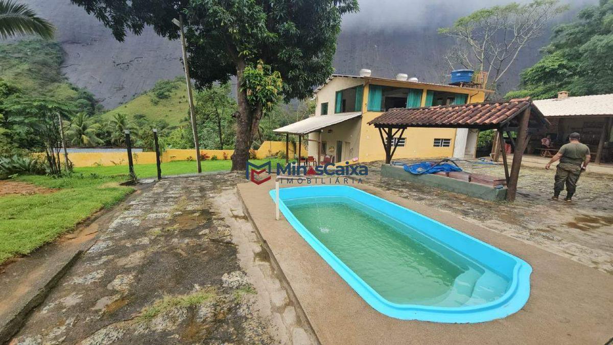Fazenda, Petrópolis, 4 Quartos, 5 Vagas, 2 Suítes