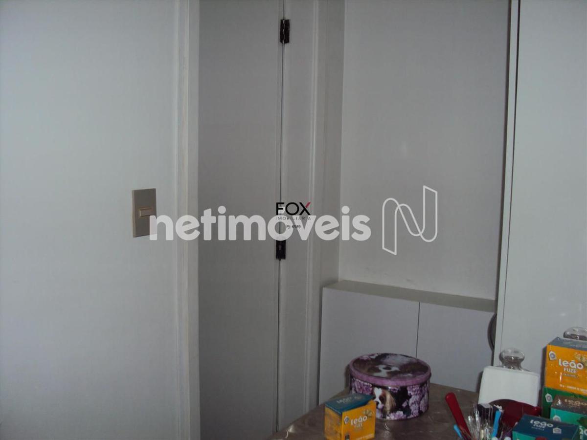 Sala, Barro Preto, 0 Quarto, 2 Vagas