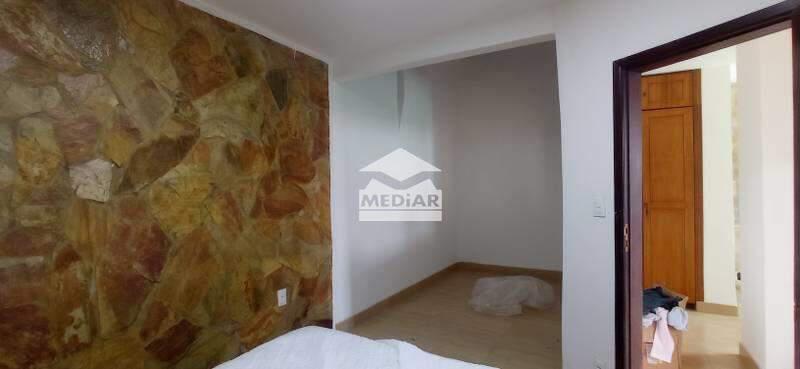 Casa, Colégio Batista, 5 Quartos, 2 Vagas, 2 Suítes