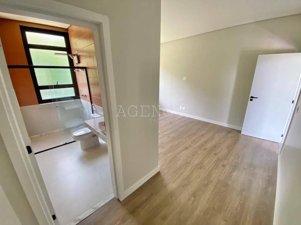 Casa, Alphaville - Lagoa dos Ingleses, 4 Quartos, 0 Vaga, 4 Suítes