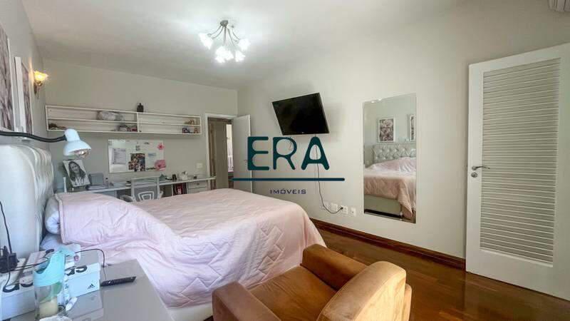 Casa, Vila Paris, 6 Quartos, 7 Vagas, 2 Suítes