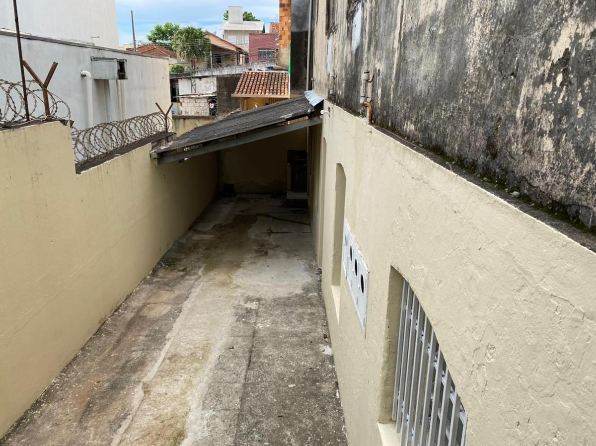Lote, Lagoinha, 1 Quarto, 0 Vaga, 1 Suíte