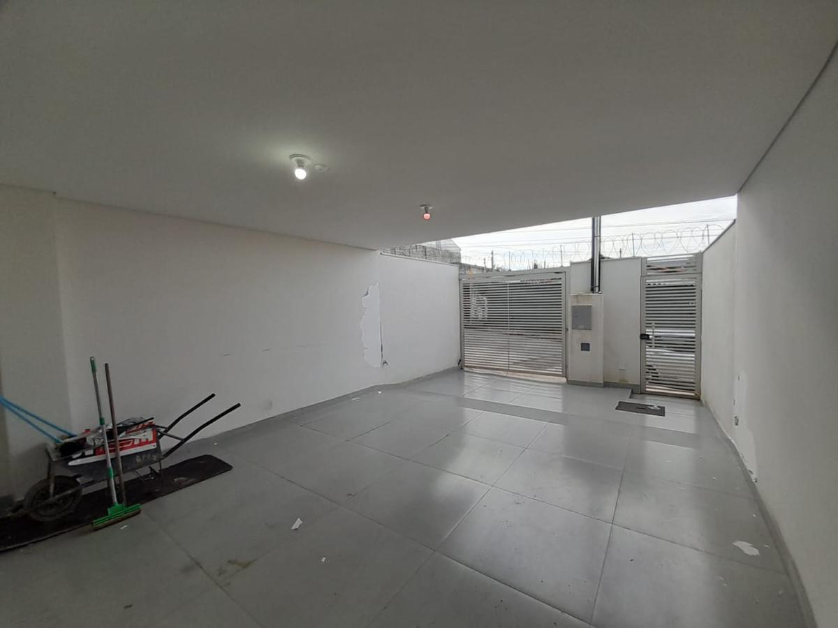 Casa, Floramar, 3 Quartos, 2 Vagas, 1 Suíte