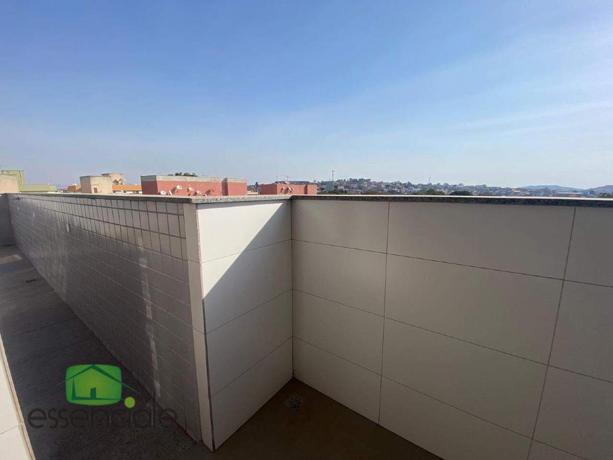 Cobertura, Fonte Grande, 3 Quartos, 2 Vagas, 1 Suíte