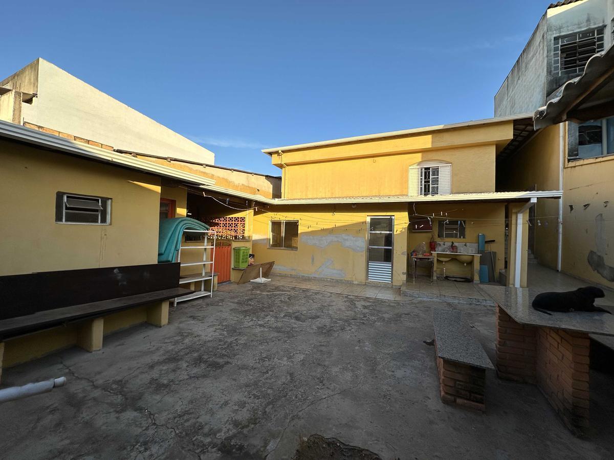 Casa, Nacional, 4 Quartos, 4 Vagas, 1 Suíte