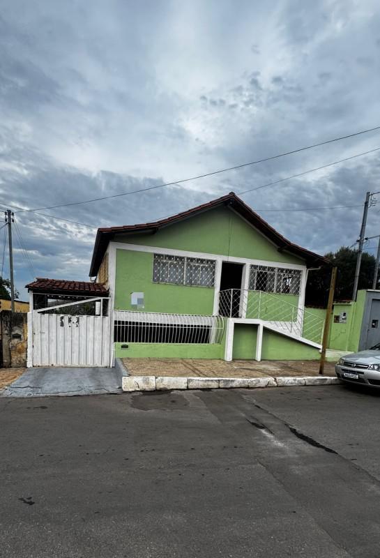 Casa, Centro, 3 Quartos, 3 Vagas, 1 Suíte