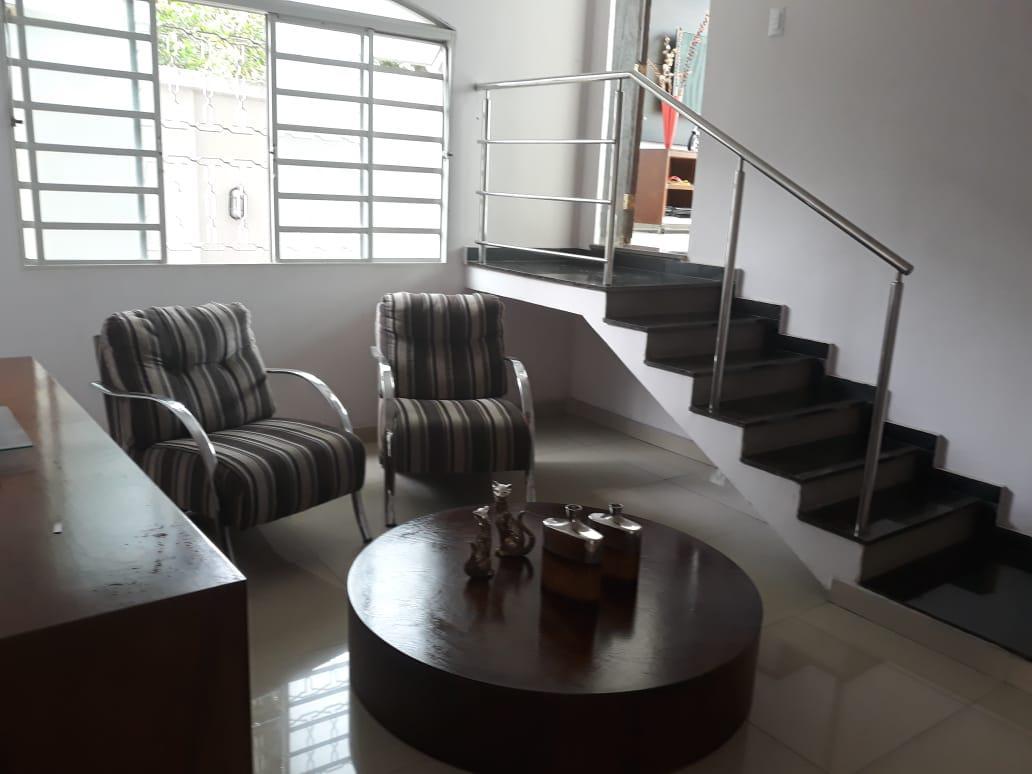 Casa, Santa Amélia, 4 Quartos, 4 Vagas, 2 Suítes