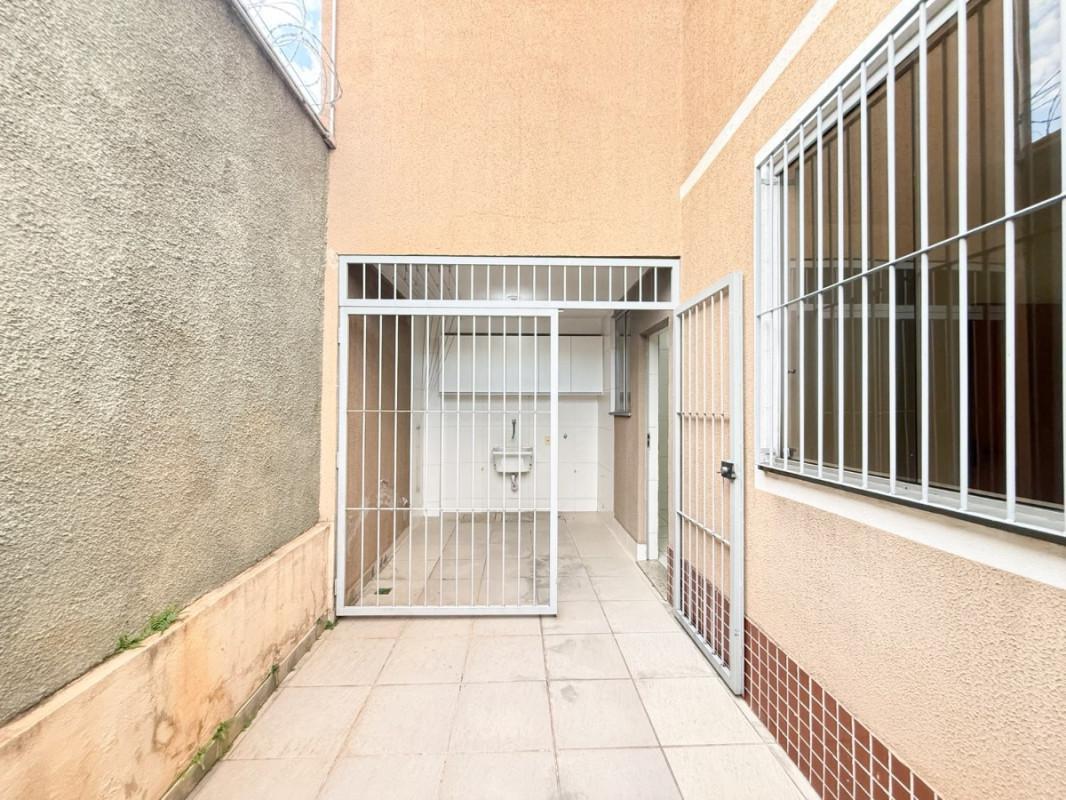 Apartamento, Parque Turistas, 2 Quartos, 1 Vaga