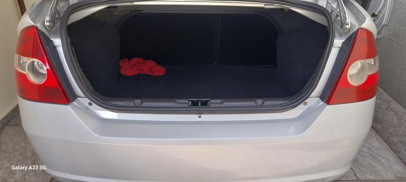 Ford Fiesta Sed. 1.6 8v Flex 4p