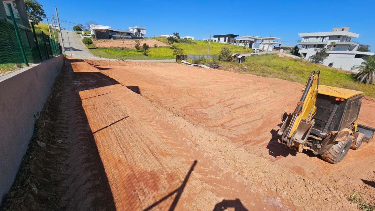 Lote, Centro, 0 Quarto, 0 Vaga