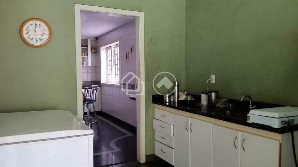 Casa, Estoril, 4 Quartos, 20 Vagas, 2 Suítes