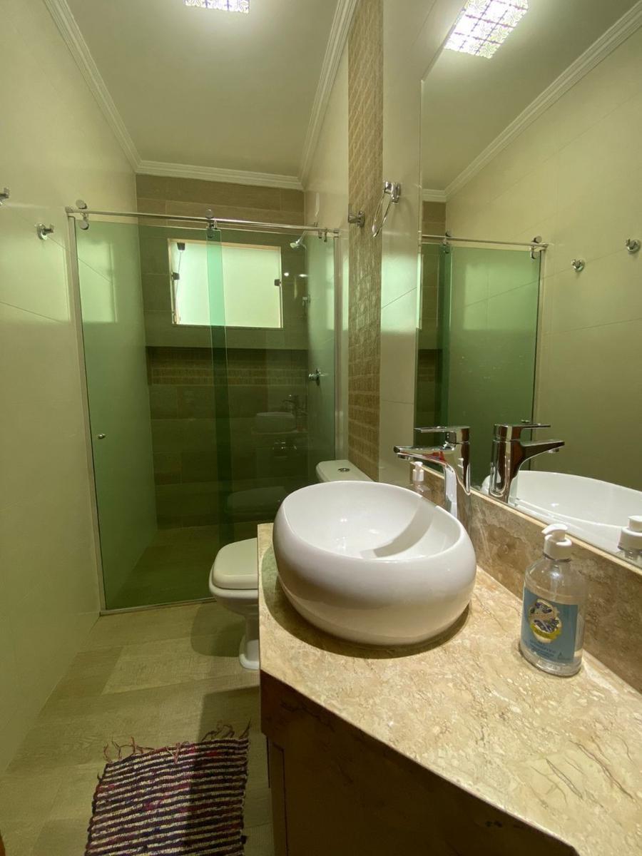 Casa, Novo Glória, 4 Quartos, 5 Vagas, 1 Suíte