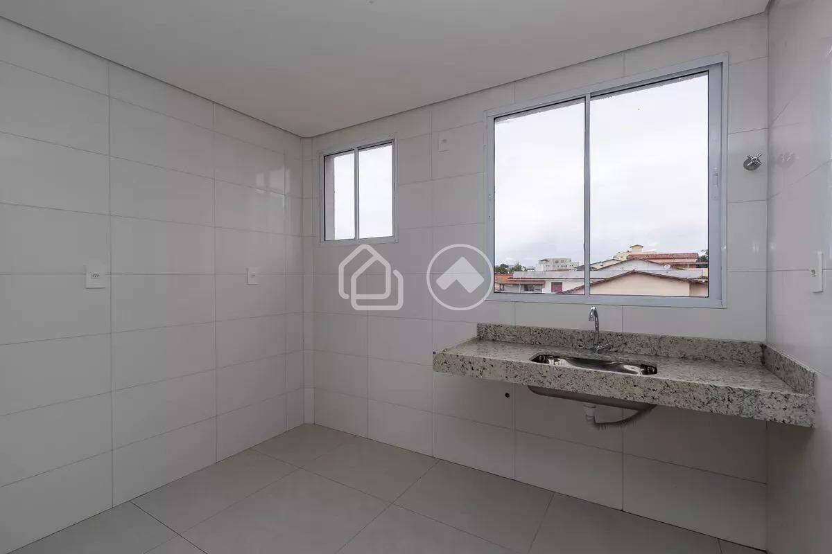 Cobertura, Santa Mônica, 2 Quartos, 2 Vagas