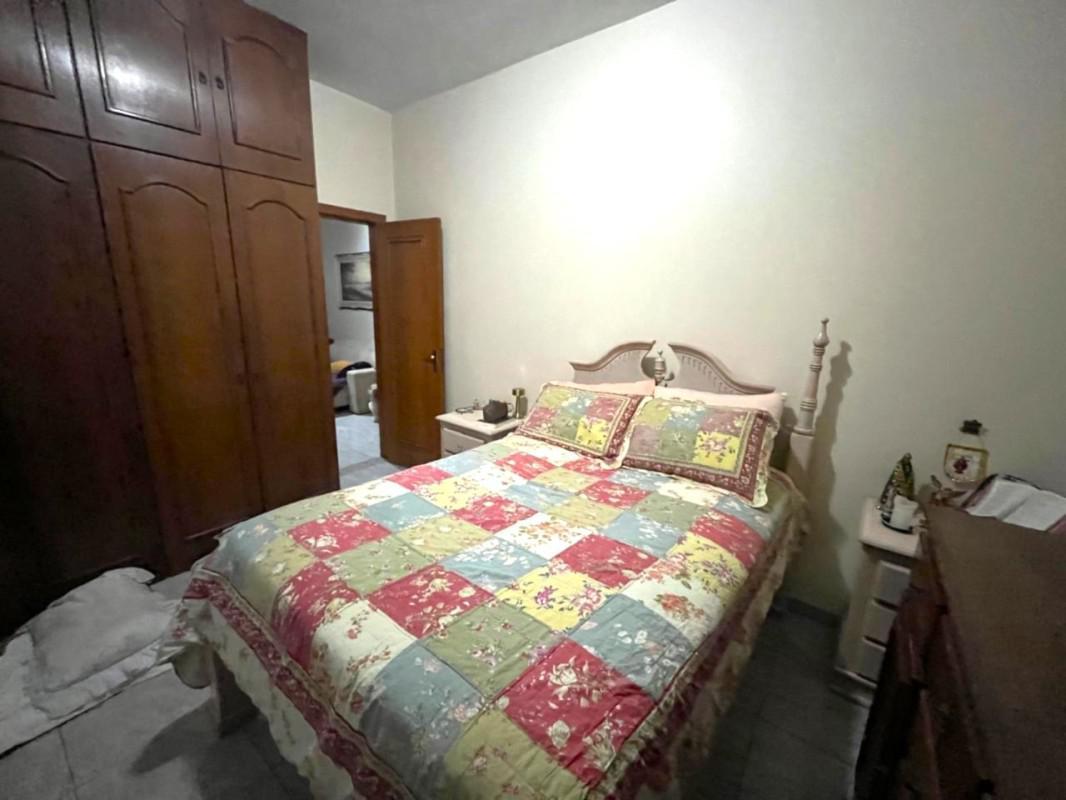 Casa, Calafate, 5 Quartos, 3 Vagas, 1 Suíte