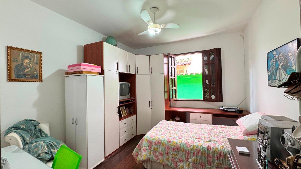 Casa, Planalto, 4 Quartos, 3 Vagas, 2 Suítes