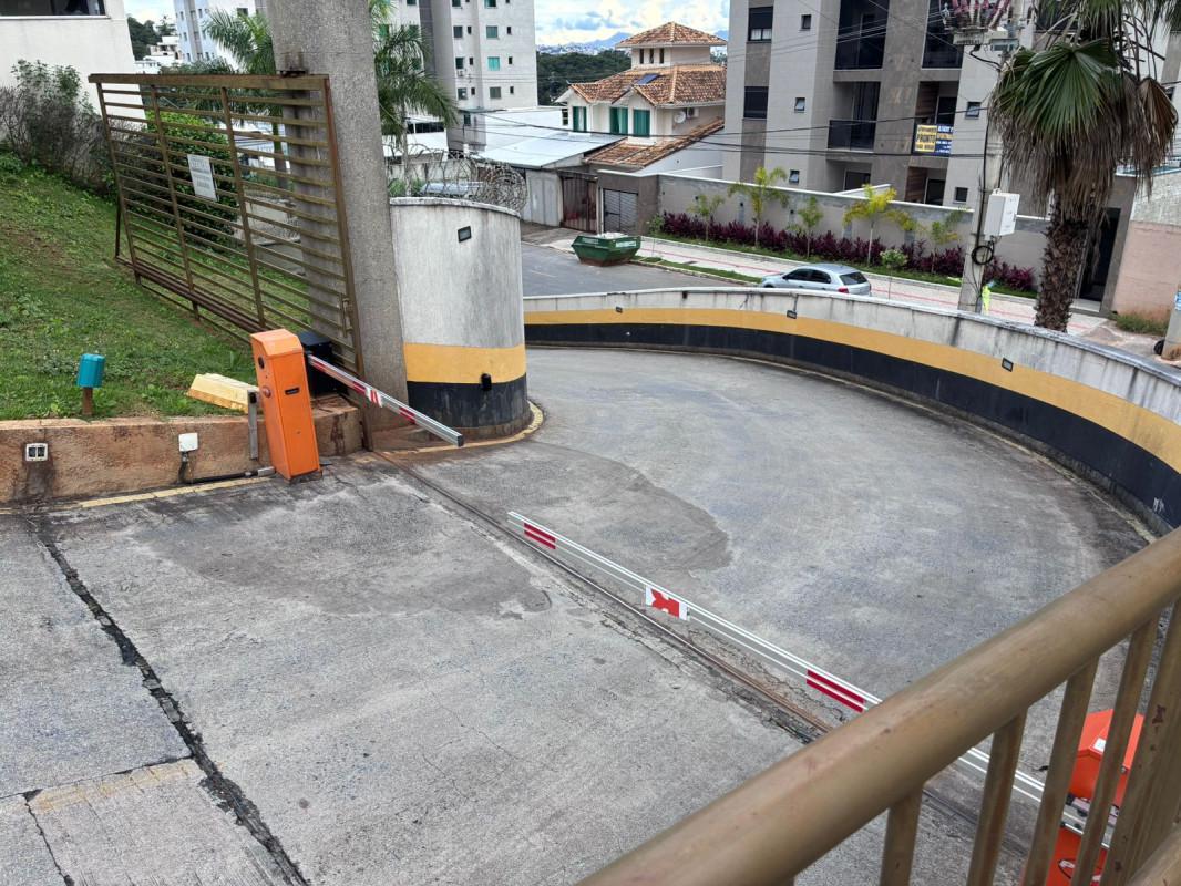 Apartamento, Cabral, 2 Quartos, 2 Vagas