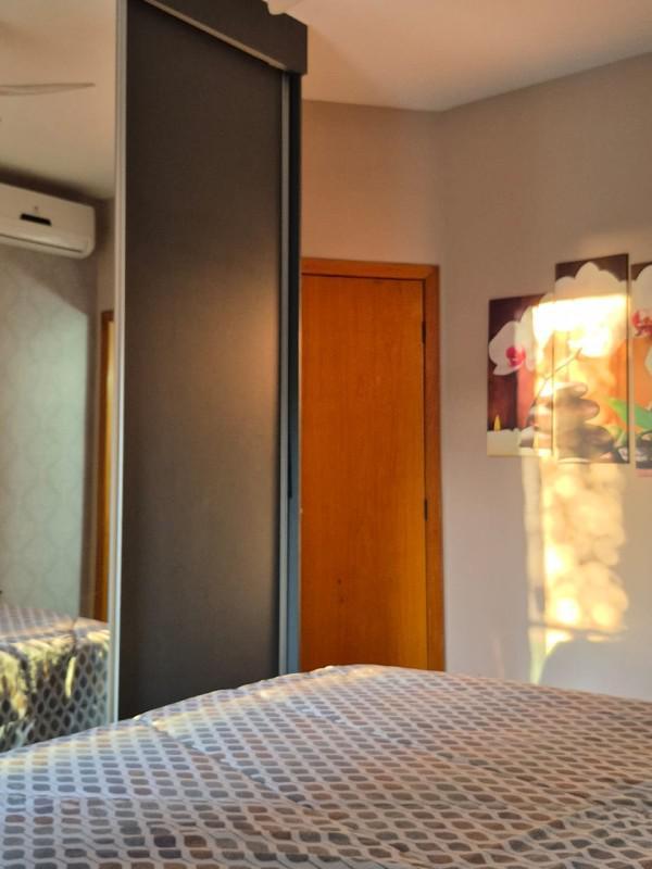 Casa, Cabral, 3 Quartos, 2 Vagas, 1 Suíte