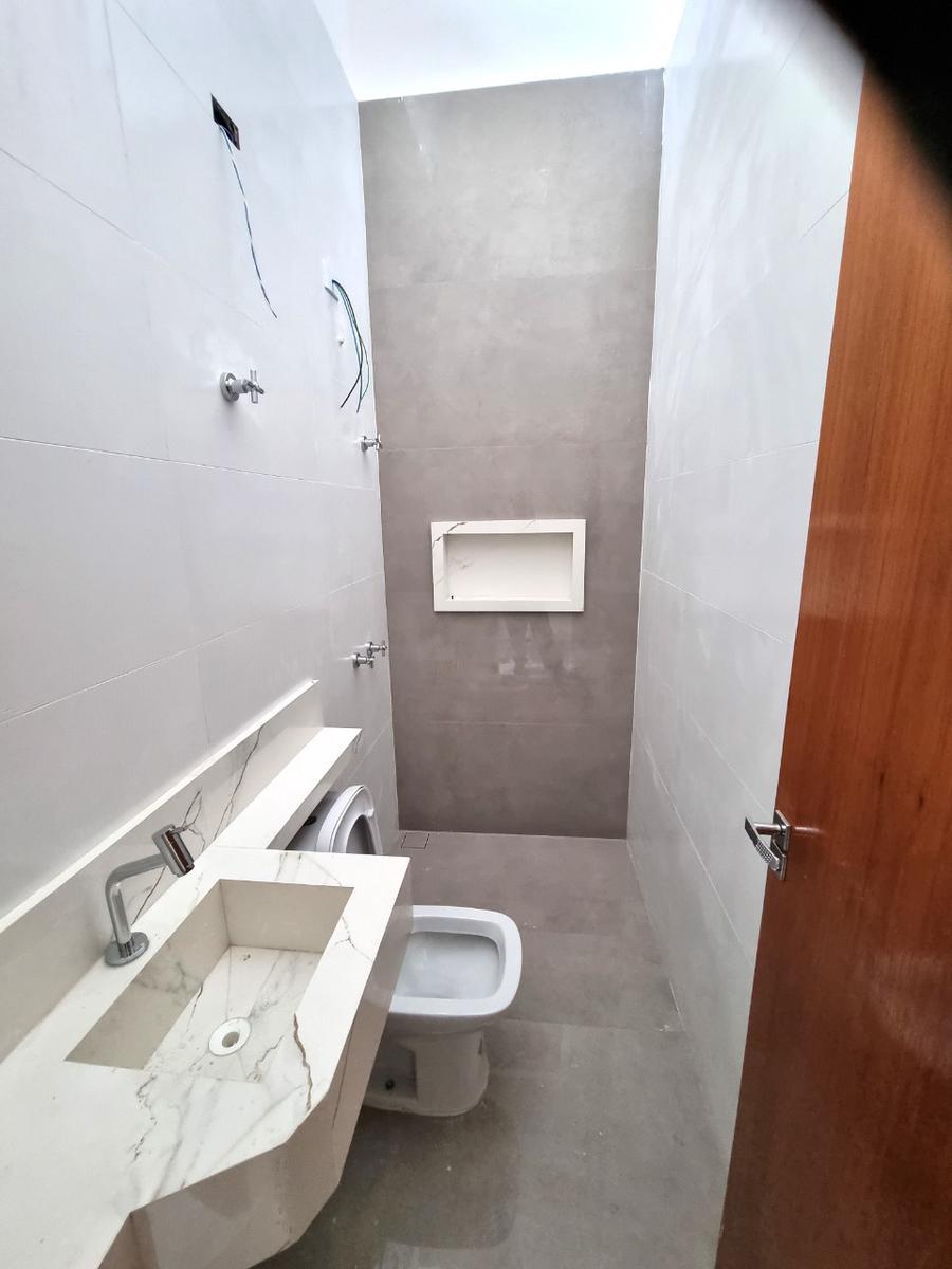 Casa, Santa Amélia, 3 Quartos, 2 Vagas, 1 Suíte