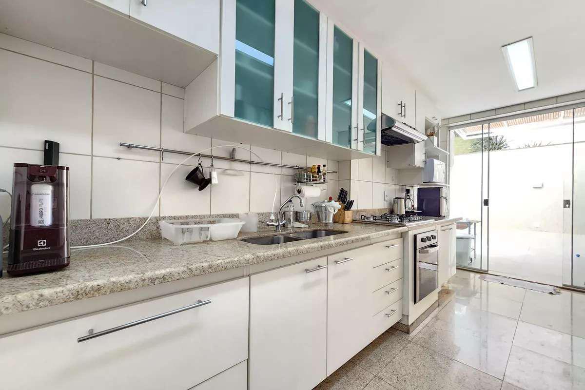 Apartamento, Luxemburgo, 4 Quartos, 3 Vagas, 2 Suítes