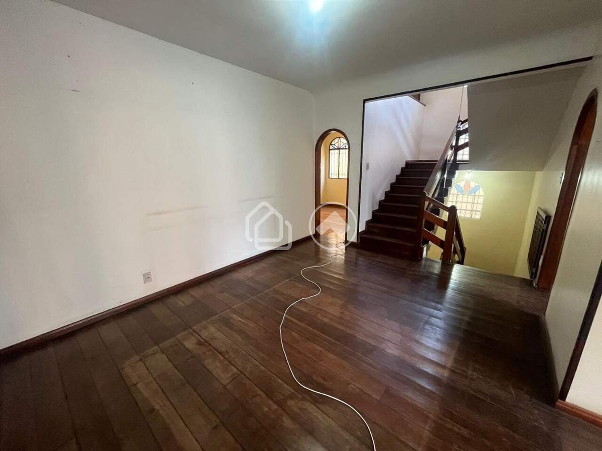 Casa, Mangabeiras, 4 Quartos, 4 Vagas, 1 Suíte