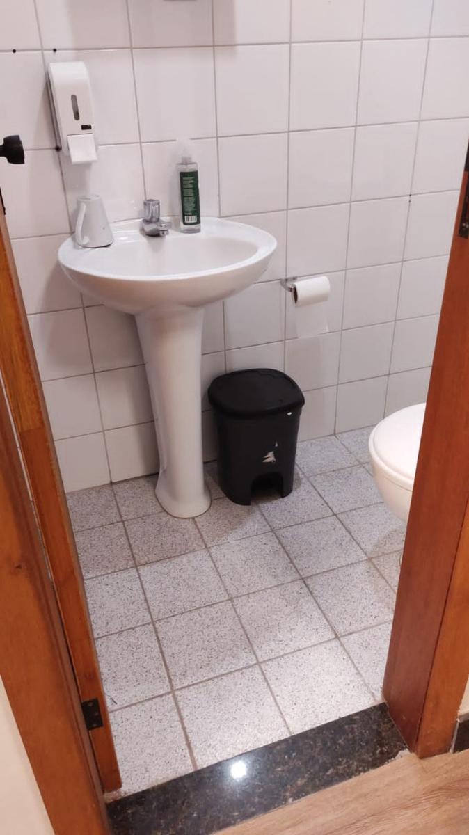 Sala, Estoril, 0 Quarto, 0 Vaga