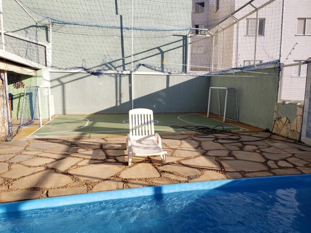 Casa, Fernão Dias, 4 Quartos, 5 Vagas, 2 Suítes