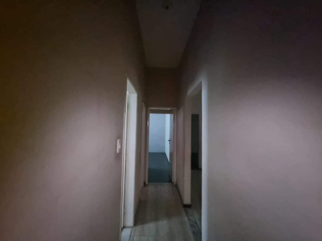 Casa, Santa Cruz Industrial, 4 Quartos, 10 Vagas, 1 Suíte
