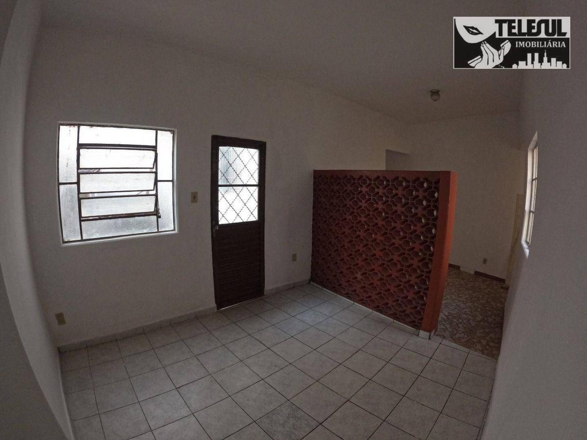 Apartamento, Centro, 2 Quartos, 0 Vaga
