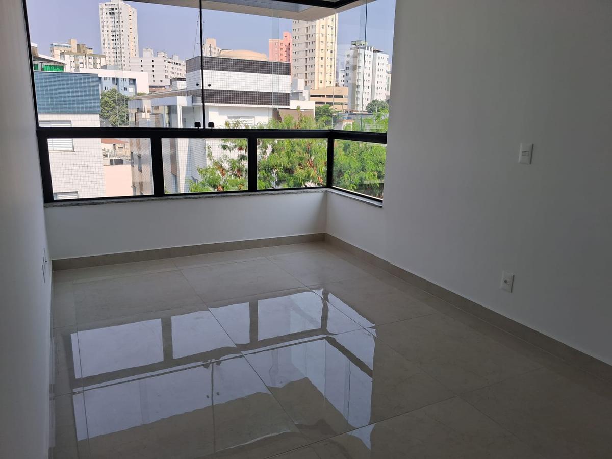 Apartamento, Floresta, 2 Quartos, 2 Vagas
