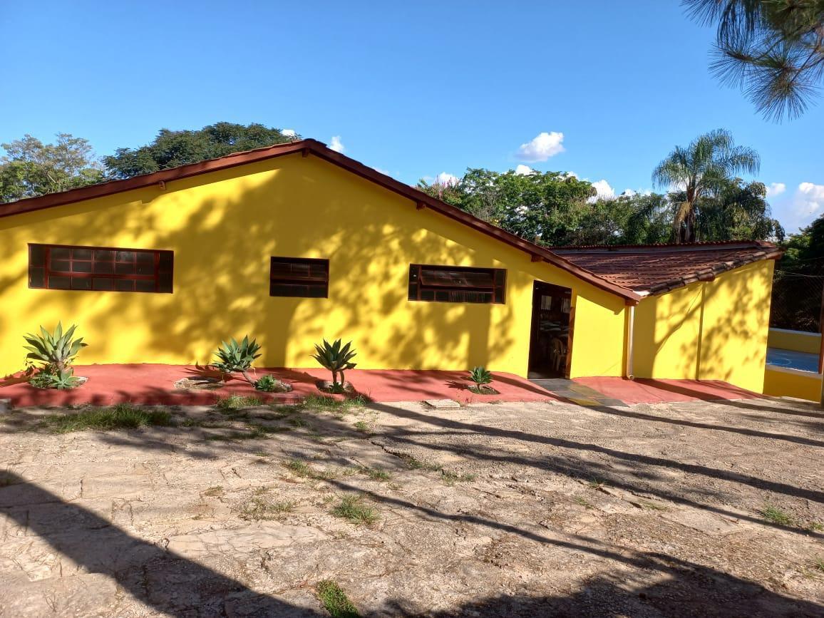 Hotel, Bandeirinhas, 12 Quartos, 100 Vagas