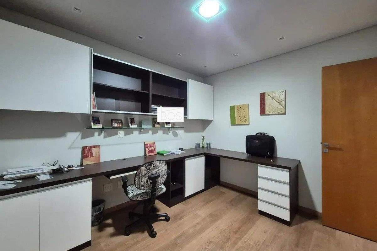 Cobertura, Cruzeiro, 4 Quartos, 4 Vagas, 2 Suítes