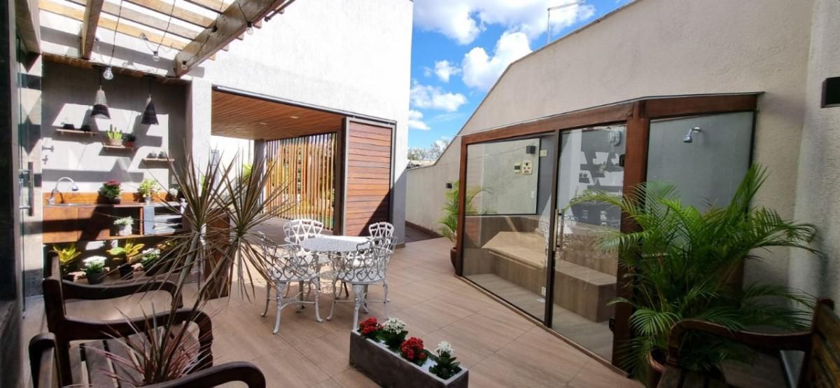 Casa, Jardim Imperial, 3 Quartos, 2 Vagas, 1 Suíte